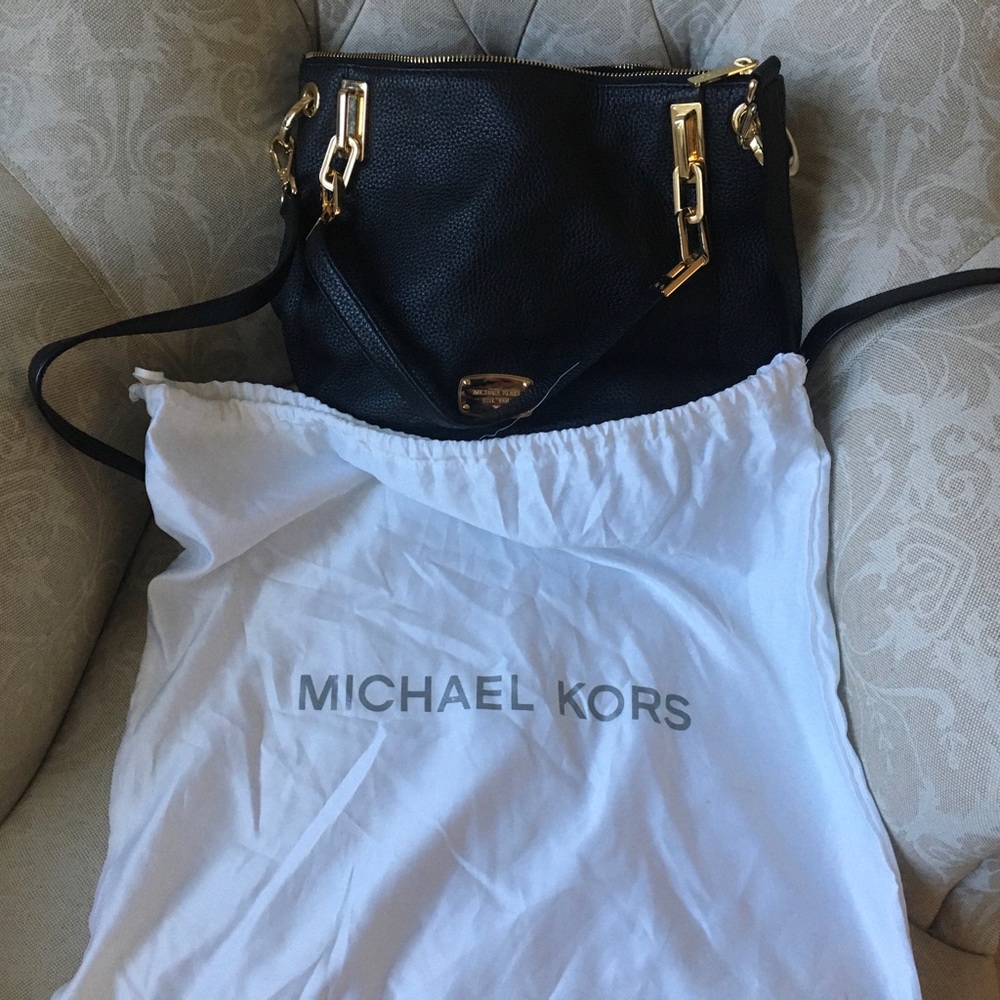 Crossbody - Picture 12 of 12